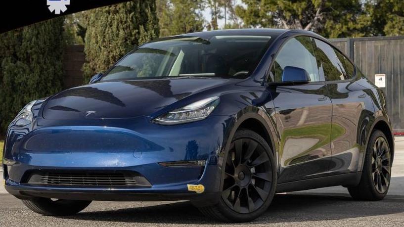 TESLA MODEL Y 2022 7SAYGDEE1NF330123 image